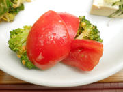 有機トマトと有機ブロッコリーのマリネ